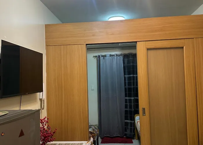 Shell Residences Moa Aj Apartment