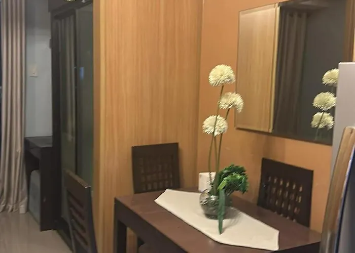 Shell Residences Moa Aj Apartment